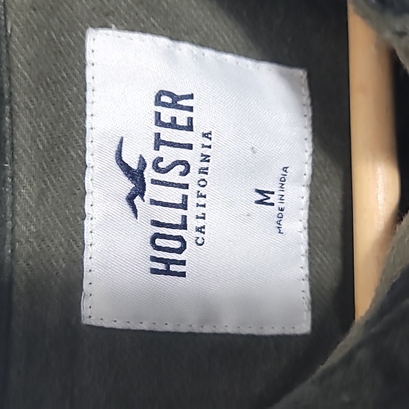 Hollister Men's Camouflage Shirt Flannel Button Down - Picture 2 of 5